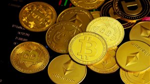 Bitcoin Price Halts as $26K as Robert Kiyosaki Says "Bye" to Bitcoin 